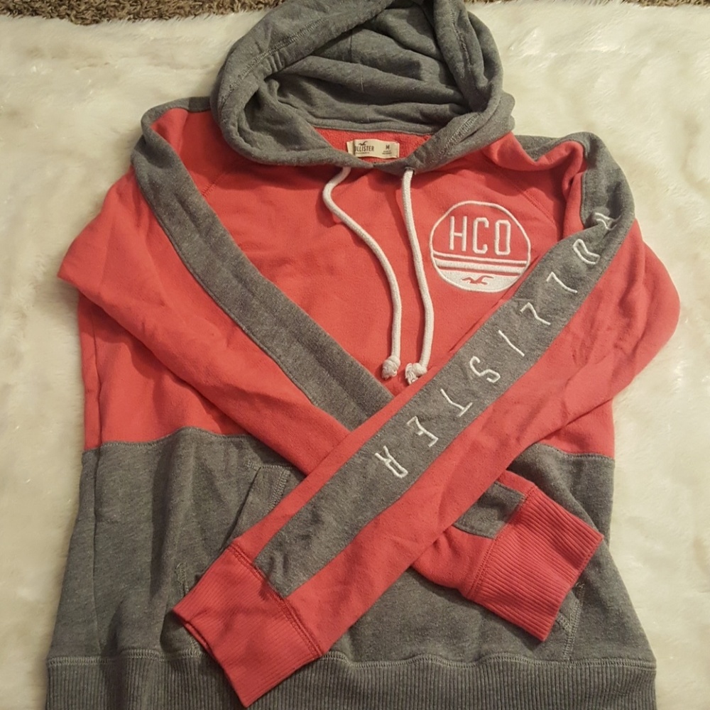 Hollister sweater